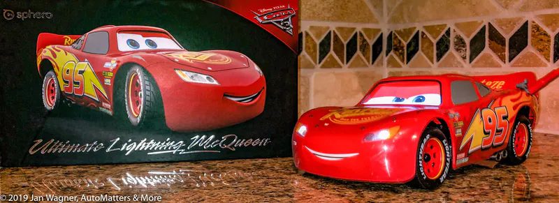 Ultimate Lightning McQueen Disney Cars 3 Sphero IRL McQueen is alive !Toy  Review 