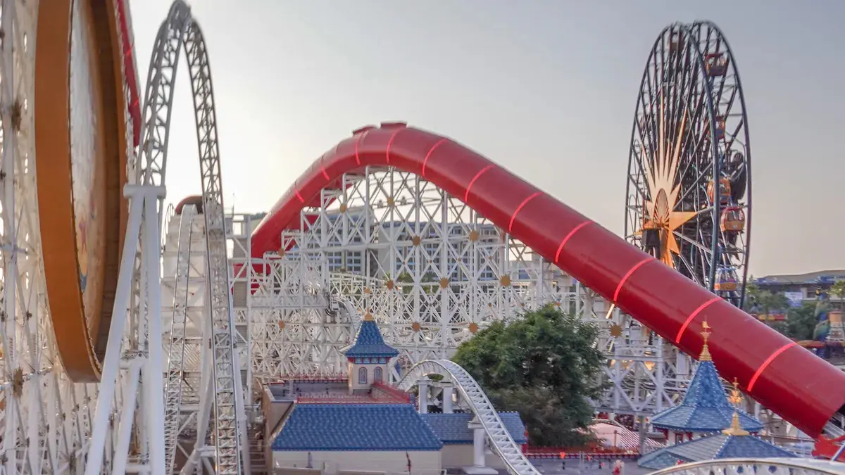 scream roller coaster disneyland